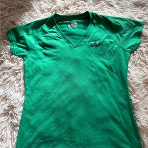 Under Armour Green Short Sleeve Tee Womens Size M Athletic Dri fit